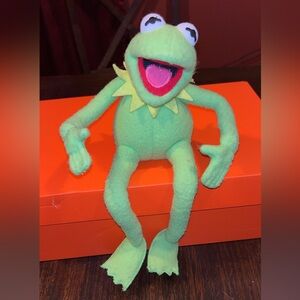 Vintage Kermit The Frog From The Muppets With Bendable Arms And Legs